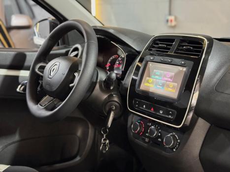 RENAULT Kwid 1.0 12V 4P SCE FLEX INTENSE, Foto 14