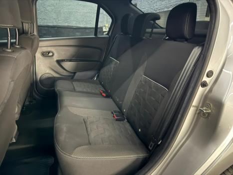 RENAULT Logan 1.0 12V 4P FLEX SCE ZEN, Foto 11