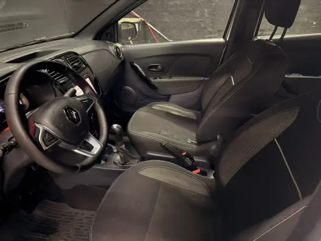 RENAULT Logan 1.0 12V 4P FLEX SCE ZEN, Foto 4