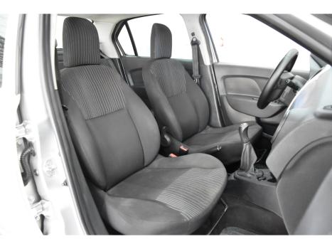 RENAULT Logan 1.0 16V 4P FLEX AUTHENTIQUE, Foto 4