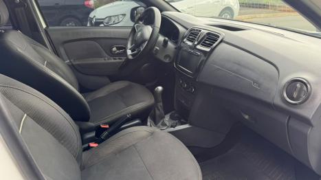 RENAULT Logan 1.6 16V 4P FLEX SCE ZEN, Foto 8