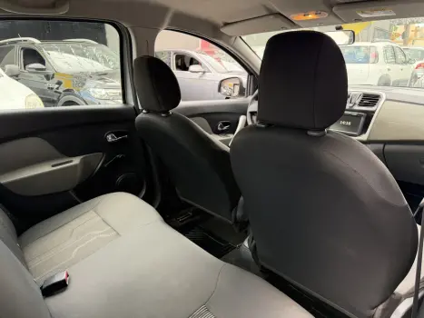 RENAULT Logan , Foto 9