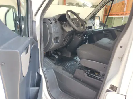 RENAULT Master 2.3 16V 3P DCI DIESEL FURGO L1H1, Foto 10