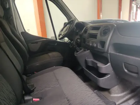 RENAULT Master 2.3 16V 3P DCI DIESEL FURGO L1H1, Foto 11