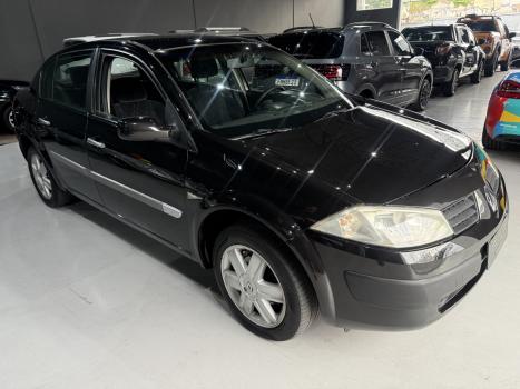 RENAULT Megane Sedan , Foto 2
