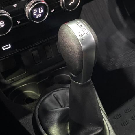 RENAULT Oroch 1.3 16V 4P OUTSIDER TURBO TCe AUTOM�TICO CVT, Foto 17