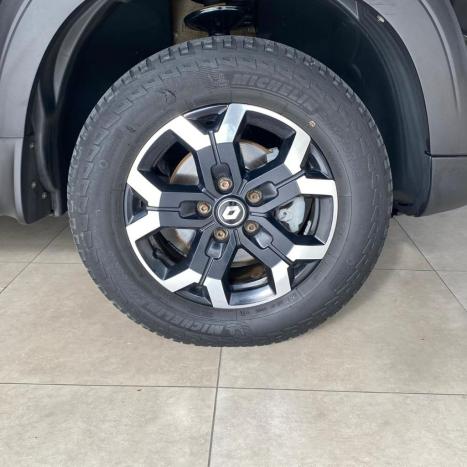 RENAULT Oroch 1.3 16V 4P OUTSIDER TURBO TCe AUTOM�TICO CVT, Foto 18