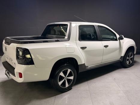 RENAULT Oroch 1.6 16V 4P FLEX INTENSE, Foto 3