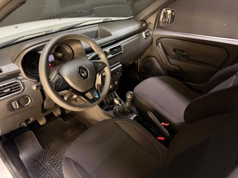 RENAULT Oroch 1.6 16V 4P FLEX INTENSE, Foto 8