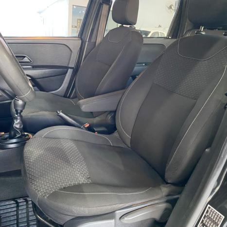 RENAULT Oroch 1.6 16V 4P FLEX INTENSE, Foto 9