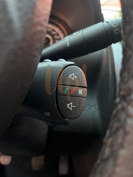 RENAULT Sandero 1.0 16V 4P FLEX EXPRESSION, Foto 8