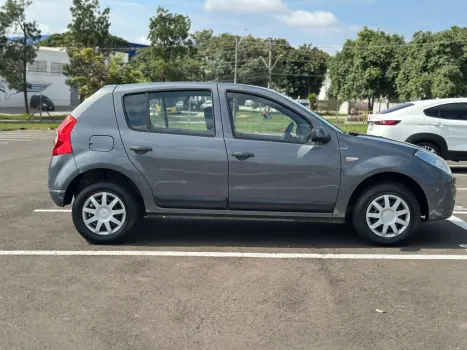 RENAULT Sandero 1.0 16V 4P FLEX EXPRESSION, Foto 8