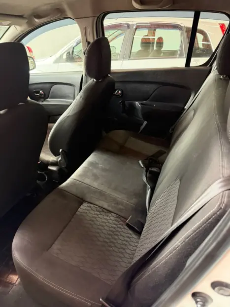 RENAULT Sandero 1.0 4P EXPRESSION, Foto 4