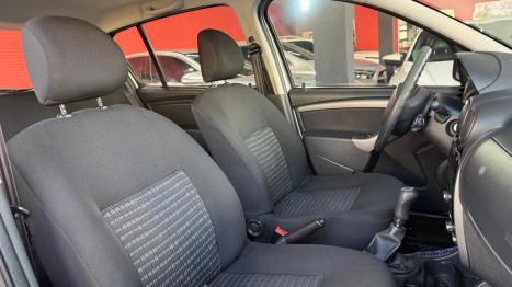 RENAULT Sandero 1.0 16V 4P FLEX EXPRESSION, Foto 6