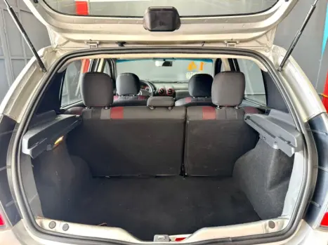 RENAULT Sandero 1.6 16V 4P FLEX STEPWAY AUTOMÁTICO, Foto 12 RENAULT Sandero 1.6 16V 4P FLEX STEPWAY AUTOMÁTICO, Foto 12