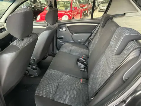 RENAULT Sandero 1.6 4P FLEX EXPRESSION, Foto 7 RENAULT Sandero 1.6 4P FLEX EXPRESSION, Foto 7