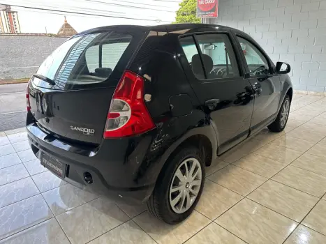 RENAULT Sandero 1.6 4P FLEX EXPRESSION, Foto 9 RENAULT Sandero 1.6 4P FLEX EXPRESSION, Foto 9