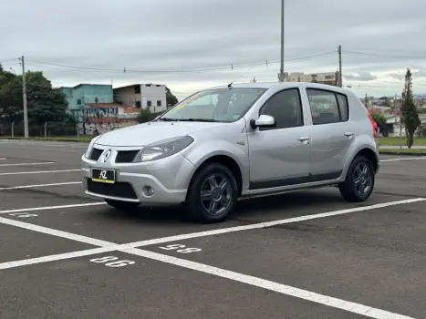 RENAULT Sandero 1.6 4P VIBE, Foto 3