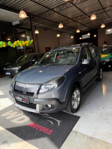 RENAULT Sandero 1.6 16V 4P FLEX STEPWAY AUTOM�TICO, Foto 7