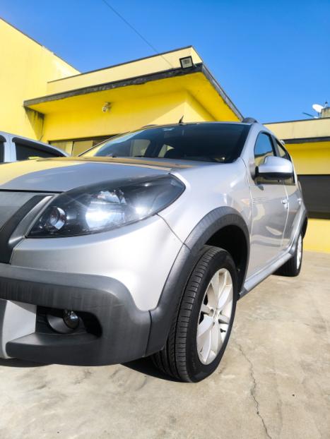 RENAULT Sandero 1.6 16V 4P FLEX SCE STEPWAY INTENSE X-TRONC AUTOM�TICO CVT, Foto 5