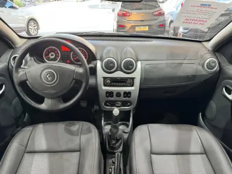 RENAULT Sandero 1.6 16V 4P FLEX STEPWAY, Foto 3