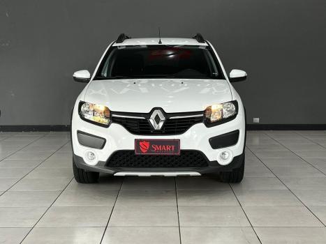 RENAULT Sandero , Foto 2