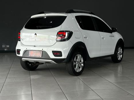 RENAULT Sandero , Foto 11