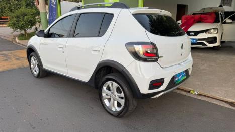 RENAULT Stepway 1.6 16V 4P FLEX SCE DINAMIQUE, Foto 4