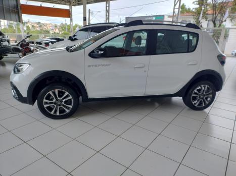 RENAULT Stepway 1.6 16V 4P FLEX ICONIC X-TONIC AUTOM�TICO CVT, Foto 8