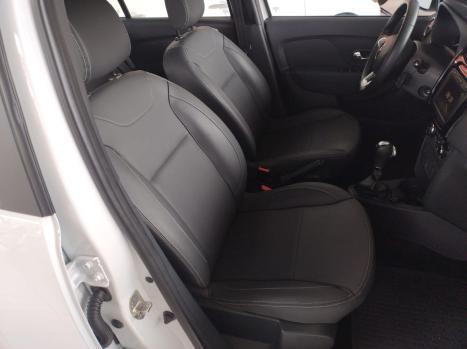 RENAULT Stepway 1.6 16V 4P FLEX ICONIC X-TONIC AUTOM�TICO CVT, Foto 11