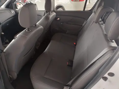 RENAULT Stepway 1.6 16V 4P FLEX ICONIC X-TONIC AUTOM�TICO CVT, Foto 18
