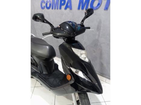 SUZUKI Burgman 125 , Foto 4