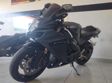 SUZUKI GSX-R 1000 , Foto 10 SUZUKI GSX-R 1000 , Foto 10