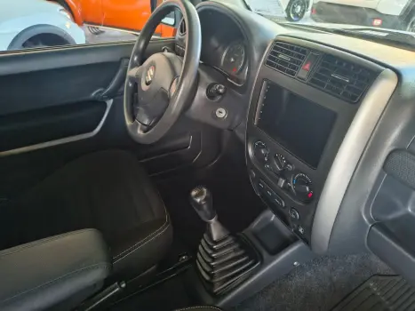SUZUKI Jimny 1.3 16V 4 ALL 4X4, Foto 17
