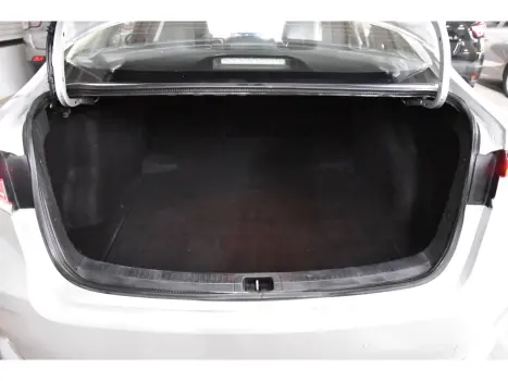 TOYOTA Corolla 2.0 16V 4P FLEX XEI DIRECT SHIFT AUTOM�TICO CVT, Foto 16