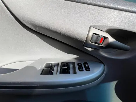 TOYOTA Corolla , Foto 6