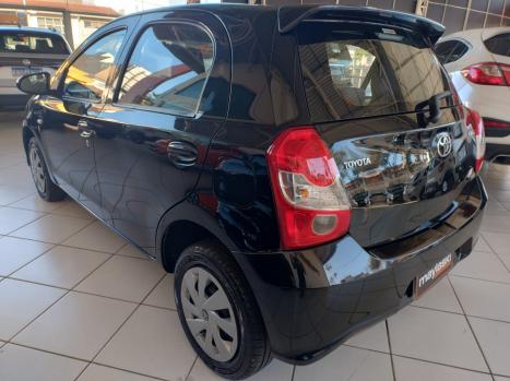 TOYOTA Etios Hatch 1.3 16V 4P FLEX X, Foto 8