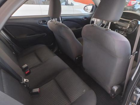 TOYOTA Etios Hatch 1.3 16V 4P FLEX X, Foto 15