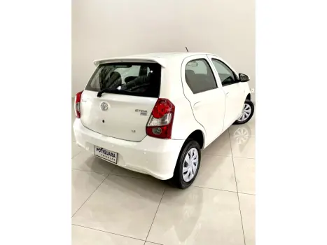 TOYOTA Etios Hatch 1.3 16V 4P FLEX X, Foto 3