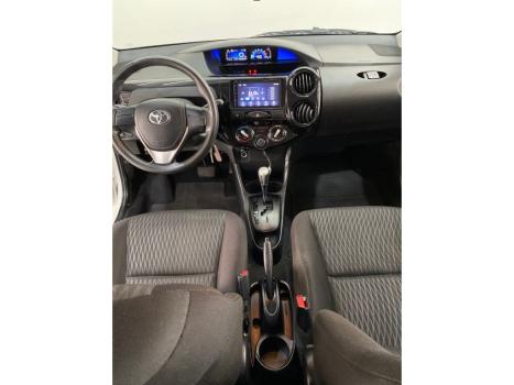 TOYOTA Etios Hatch 1.3 16V 4P FLEX X, Foto 6