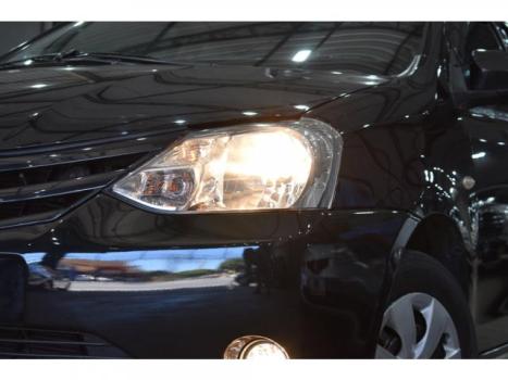 TOYOTA Etios Hatch 1.3 16V 4P FLEX X, Foto 2 TOYOTA Etios Hatch 1.3 16V 4P FLEX X, Foto 2