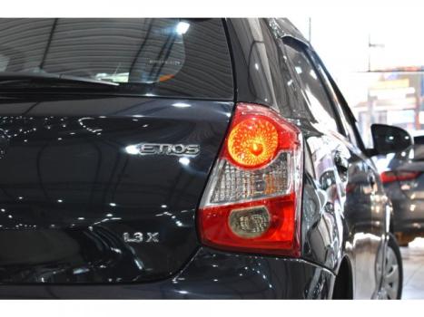 TOYOTA Etios Hatch 1.3 16V 4P FLEX X, Foto 14 TOYOTA Etios Hatch 1.3 16V 4P FLEX X, Foto 14