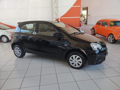 TOYOTA Etios Hatch 1.3 16V 4P FLEX X, Foto 5