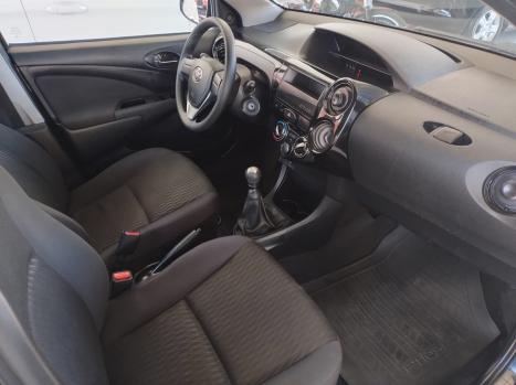 TOYOTA Etios Hatch 1.3 16V 4P FLEX X, Foto 10
