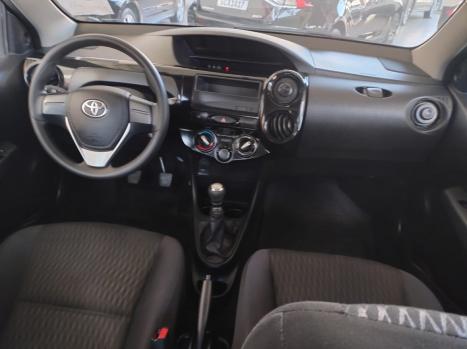 TOYOTA Etios Hatch 1.3 16V 4P FLEX X, Foto 16