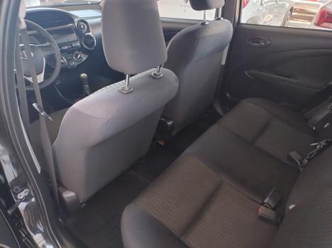 TOYOTA Etios Hatch 1.3 16V 4P FLEX X, Foto 17