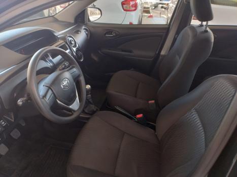 TOYOTA Etios Hatch 1.3 16V 4P FLEX X, Foto 20