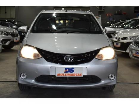 TOYOTA Etios Hatch 1.3 16V 4P FLEX X, Foto 3