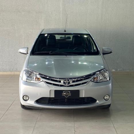 TOYOTA Etios Hatch 1.5 16V 4P FLEX XLS, Foto 3