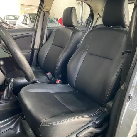 TOYOTA Etios Hatch 1.5 16V 4P FLEX XLS, Foto 9
